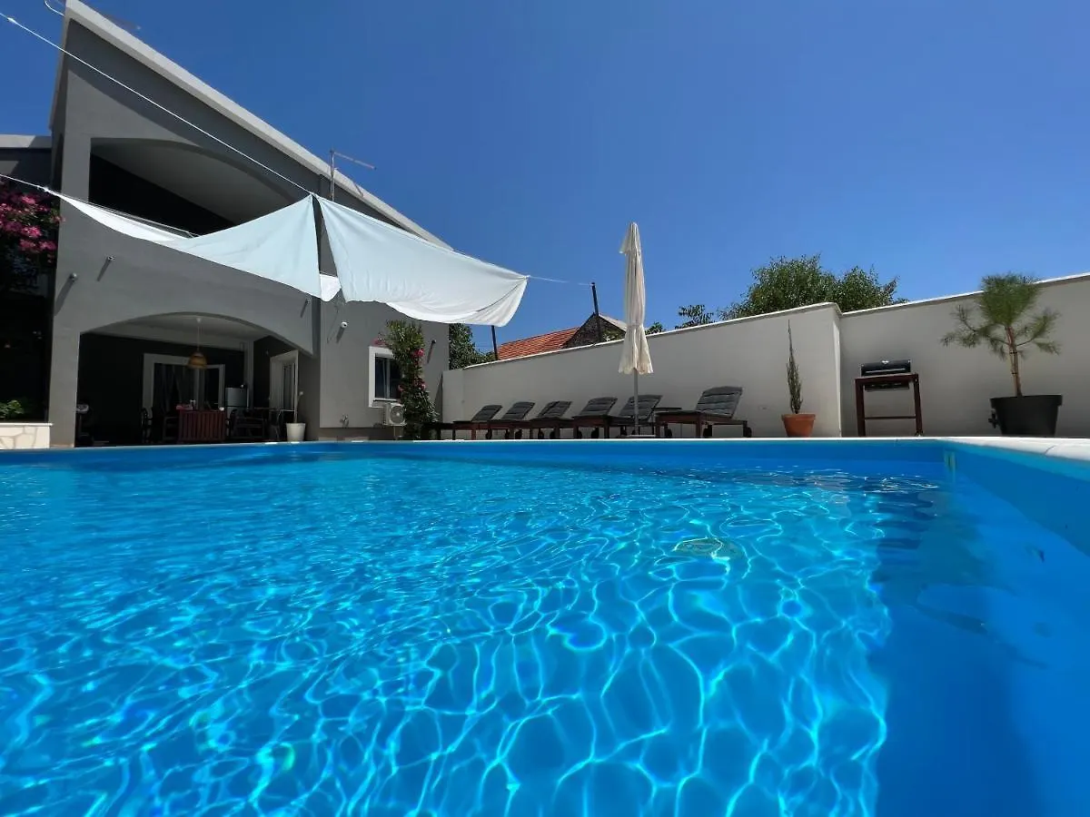 ヴィラ Stankovci Boutique House Ika With Private Swimming Poolヴィラ