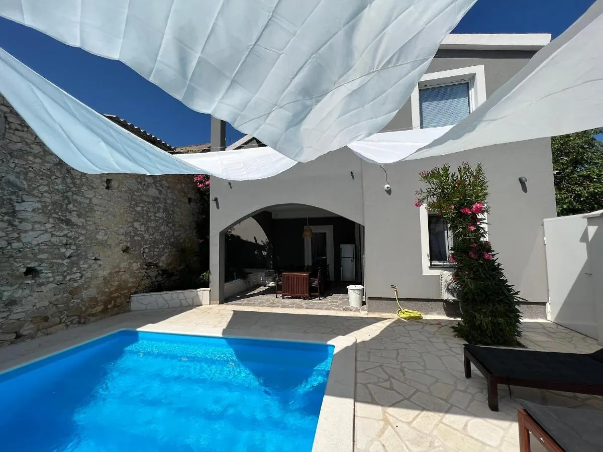 Stankovci Boutique House Ika With Private Swimming Poolヴィラ ヴィラ